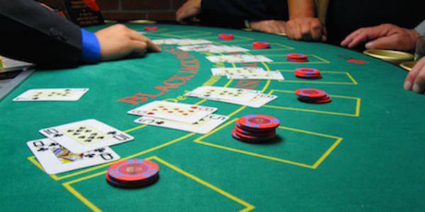 Blackjack jogo de casino