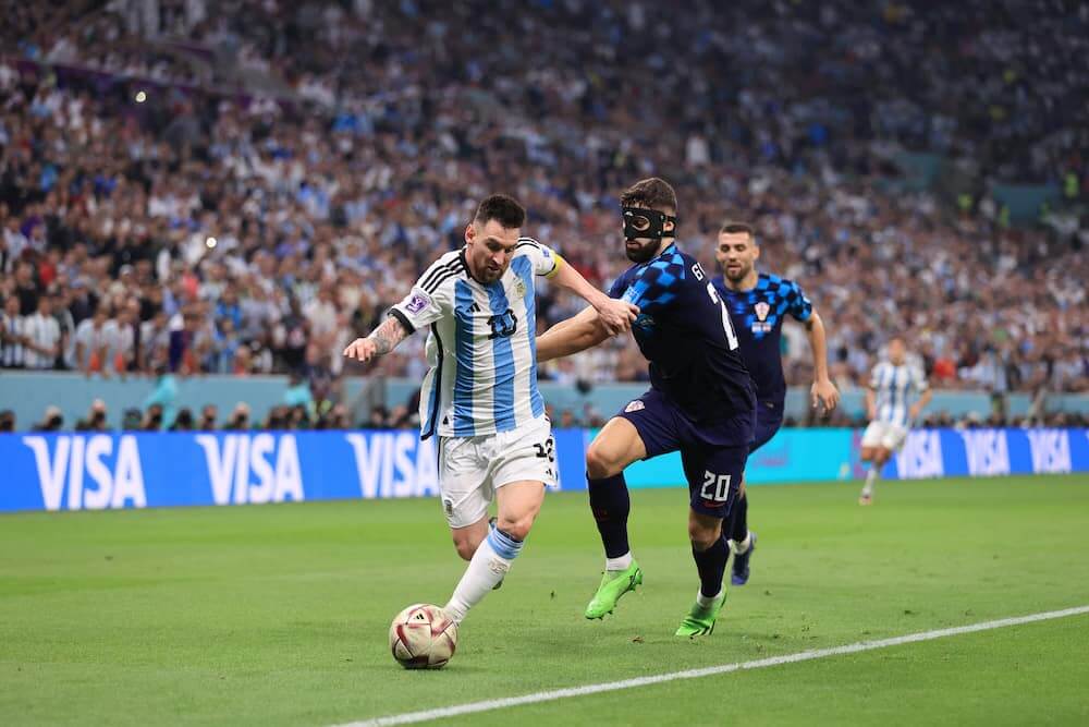 jogadores de Marrocos - Messi brilha e Argentina vence a Croácia por 3 a 0 e vai à final da Copa do Mundo