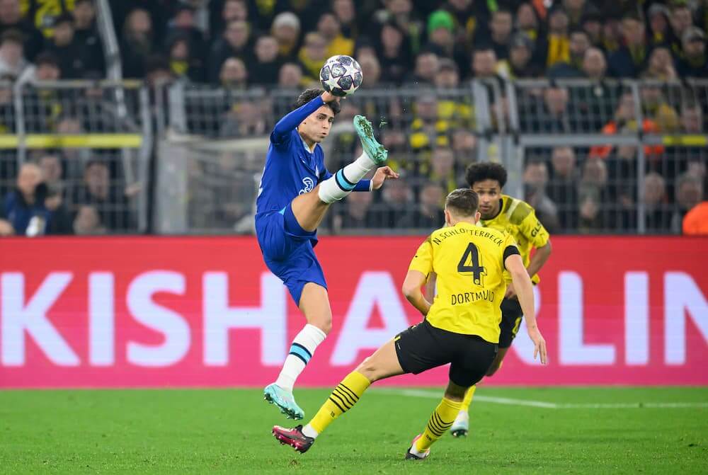 Chelsea enfrenta o Borussia na Liga dos Campeões.