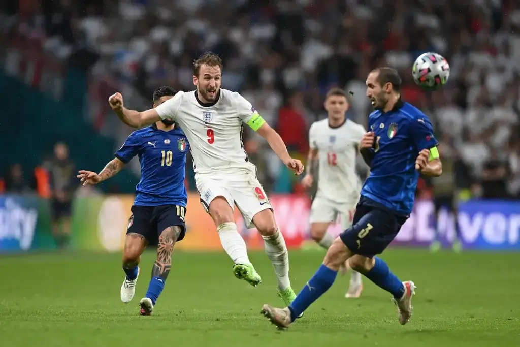 Prognóstico e odds Itália vs Inglaterra