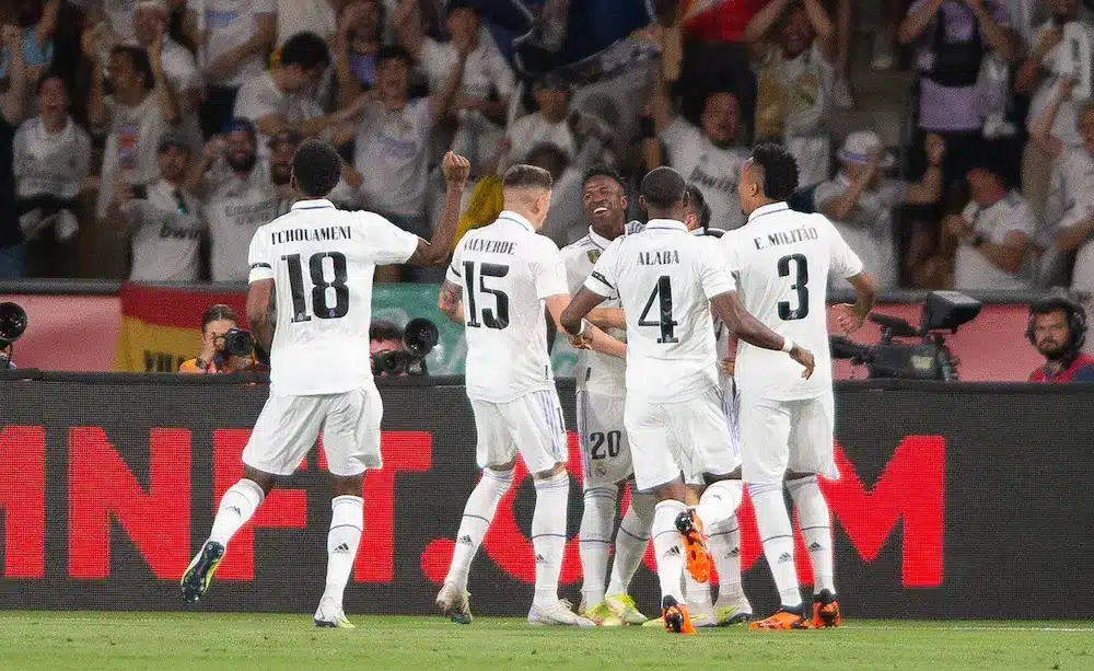 Jogadores do Real Madrid comemoram golo de Rodrygo