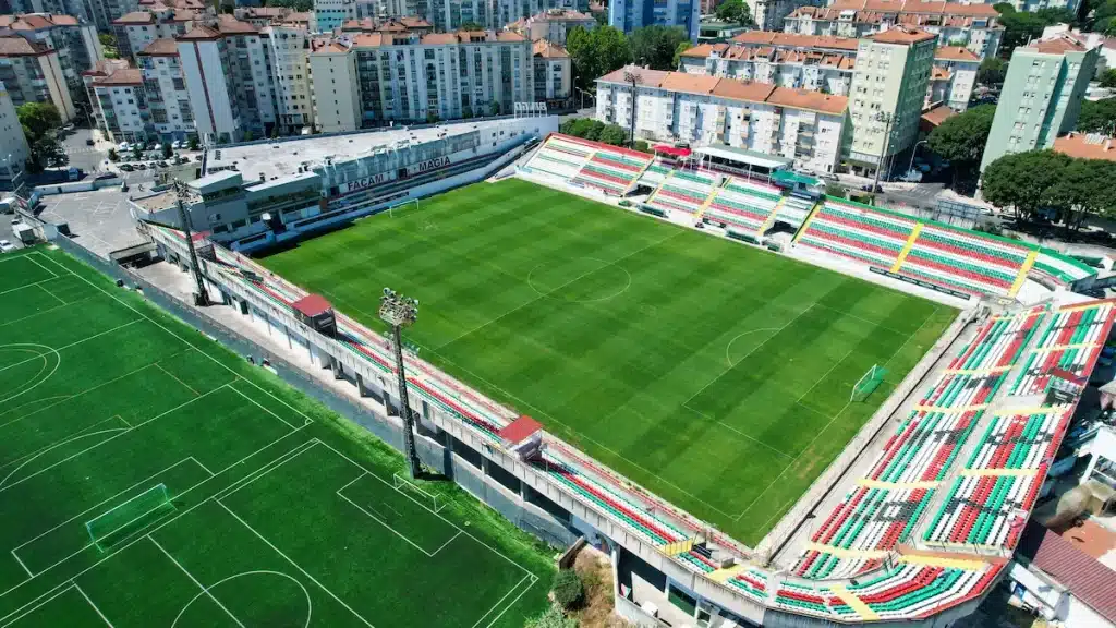 Estádio José Gomes - Estrela da Amadora