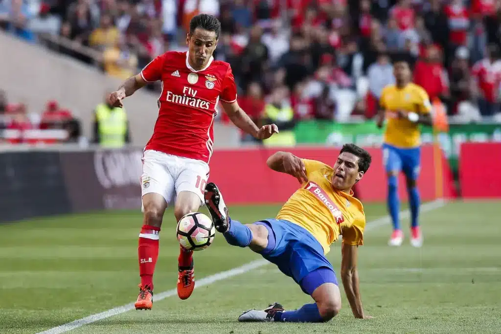 Odds e prognóstico Benfica vs Estoril Praia