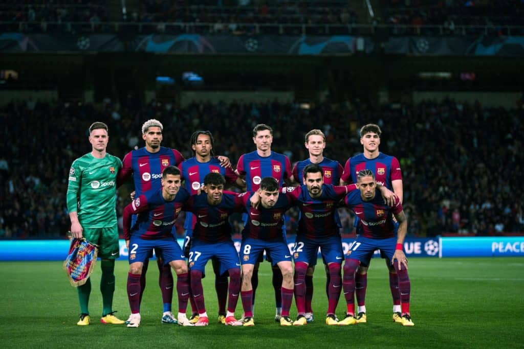 - Barcelona Multado por Casos de Racismo e Vandalismo em Jogo da Liga dos Campeões