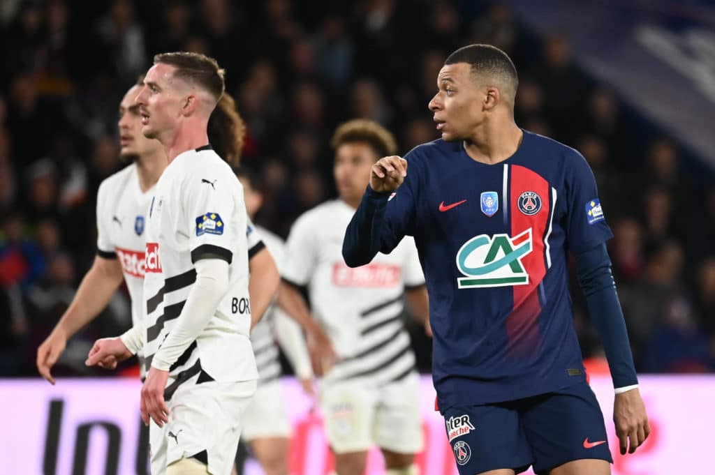 - Odds & Prognóstico: Paris Saint-Germain vs Clermont Foot - 06/04/2024 - Ligue 1