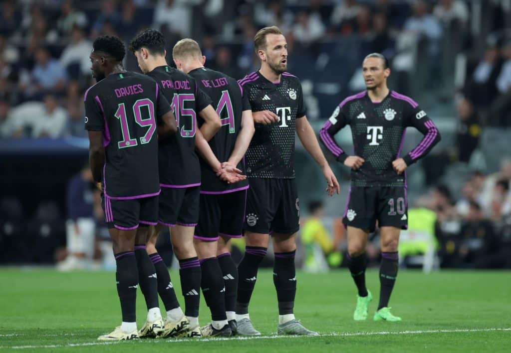 Estrela da Amadora - Bayern de Munique termina temporada sem troféus após 12 anos de conquistas