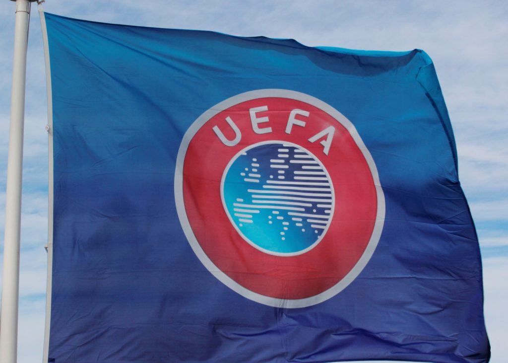 - UEFA Define Locais das Finais dos Principais Torneios