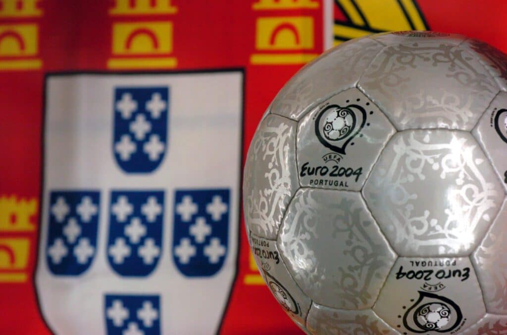 melhores ofertas para apostar no Euro 2024 - O Euro 2004 faz 20 anos: Como Portugal morreu na praia