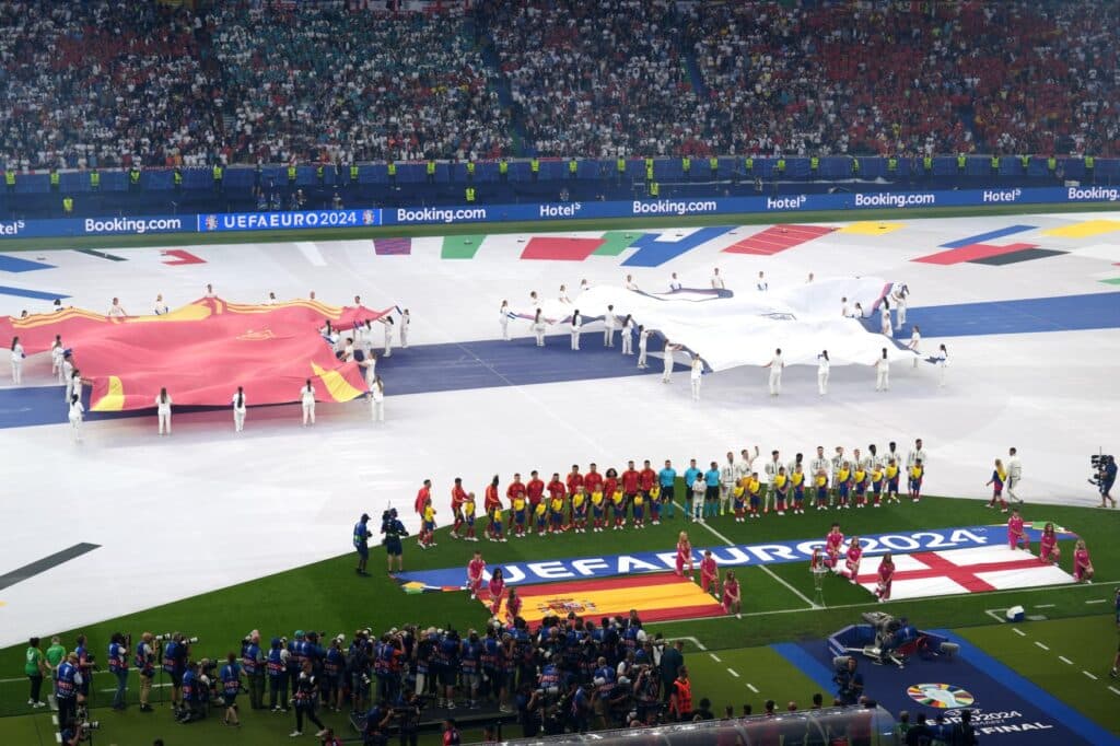 - Euro vs. Copa América: a Discrepância nos Montantes Envolvidos
