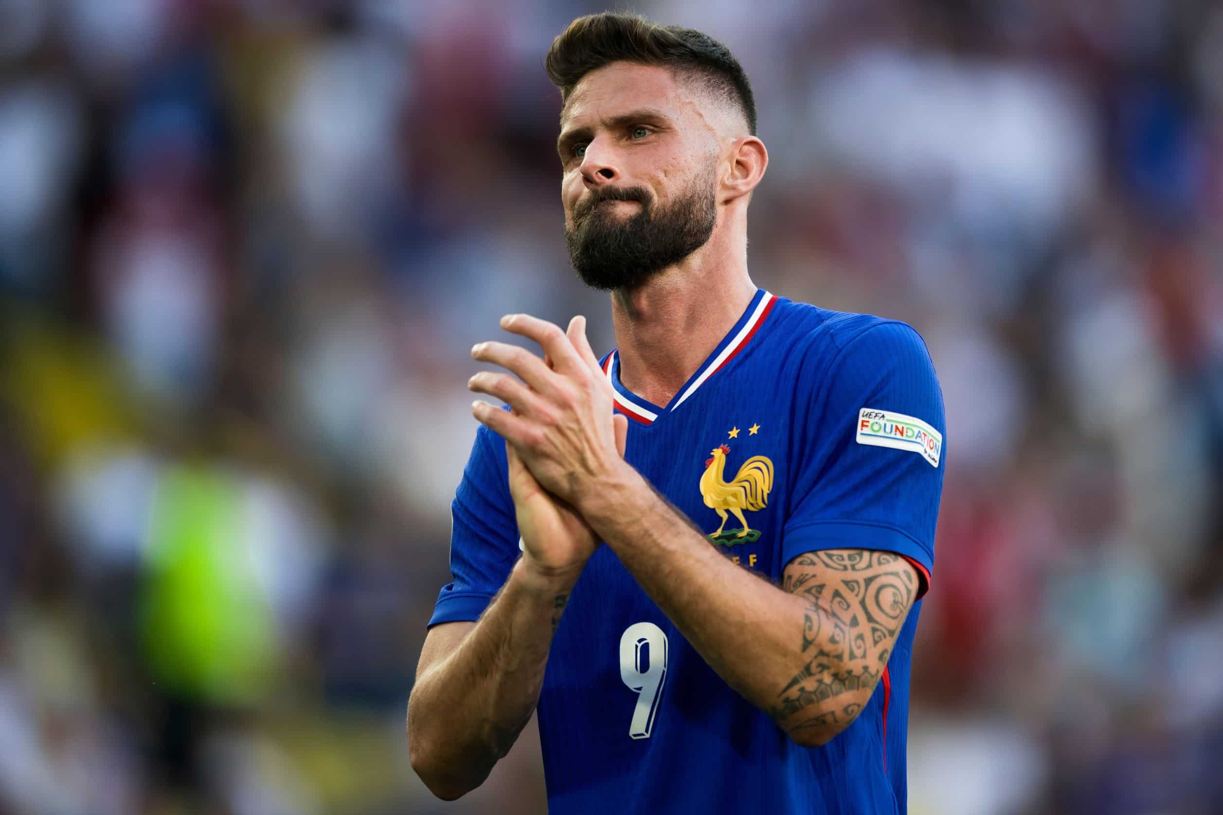 - Giroud anuncia reforma da Seleção Francesa: "O meu maior orgulho"