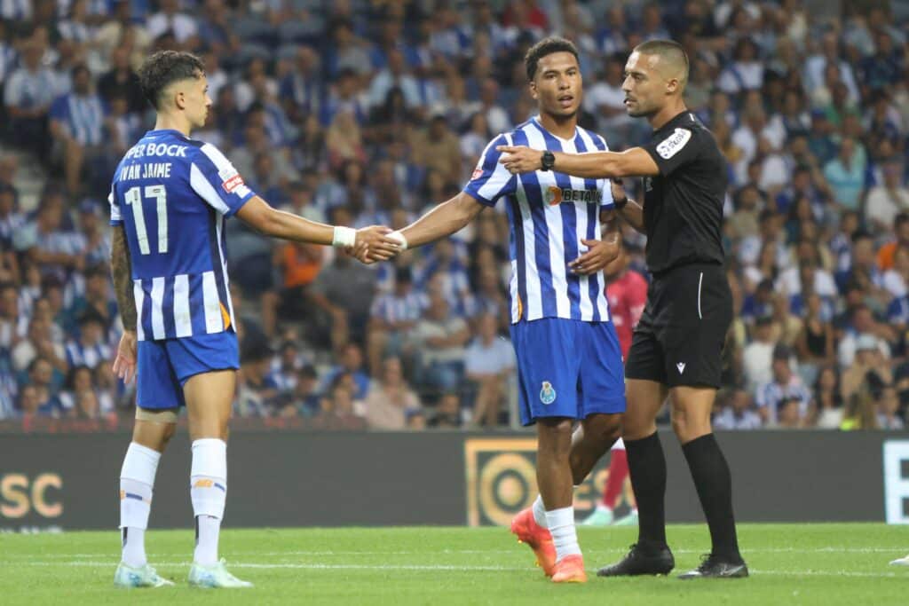 - Prognóstico Santa Clara vs FC Porto - Liga Portugal 16/08/2024