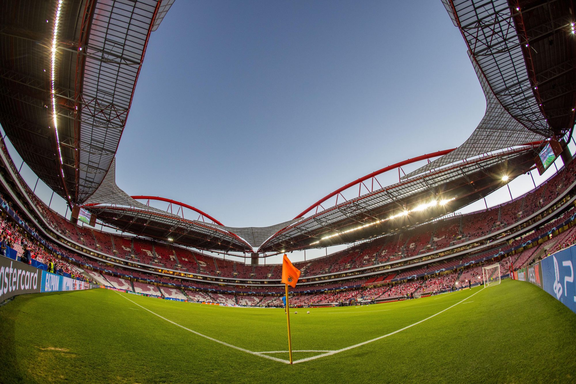 - Fernando Seara Demite-se Após Assembleia Geral do Benfica