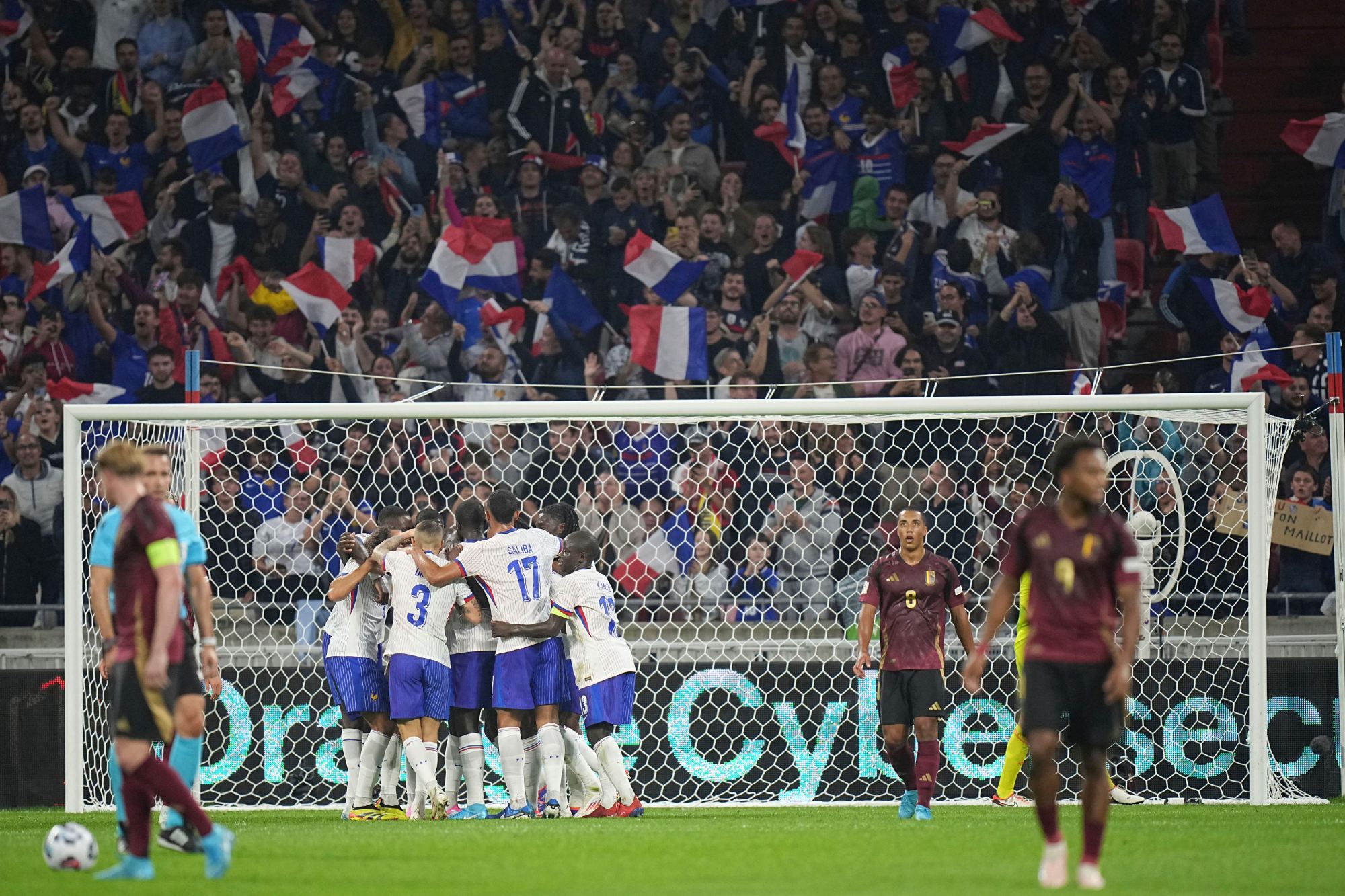 - Com Mbappé Entre os Suplentes, França Vence Bélgica