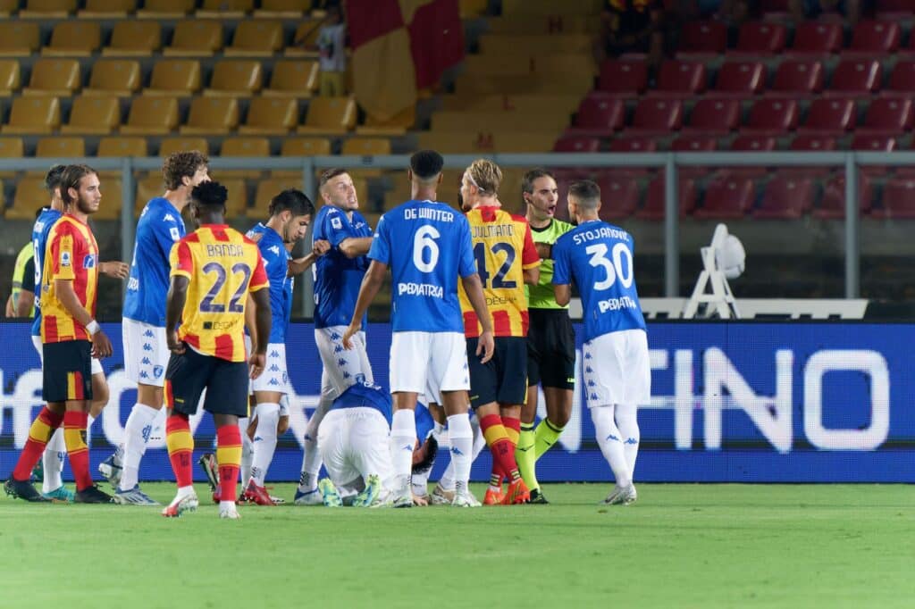 - Confronto crucial entre Lecce e Empoli na luta contra a despromoção